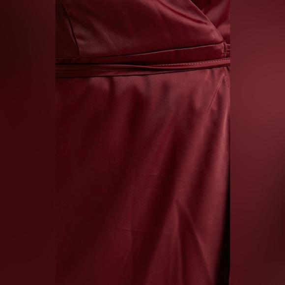 🆕 Showpo Mine Would Be You Dress - Picture 5 of 7